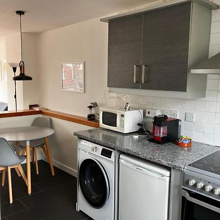 Lovely 2 Bedroom Flat In Central Лондон Екстериор снимка